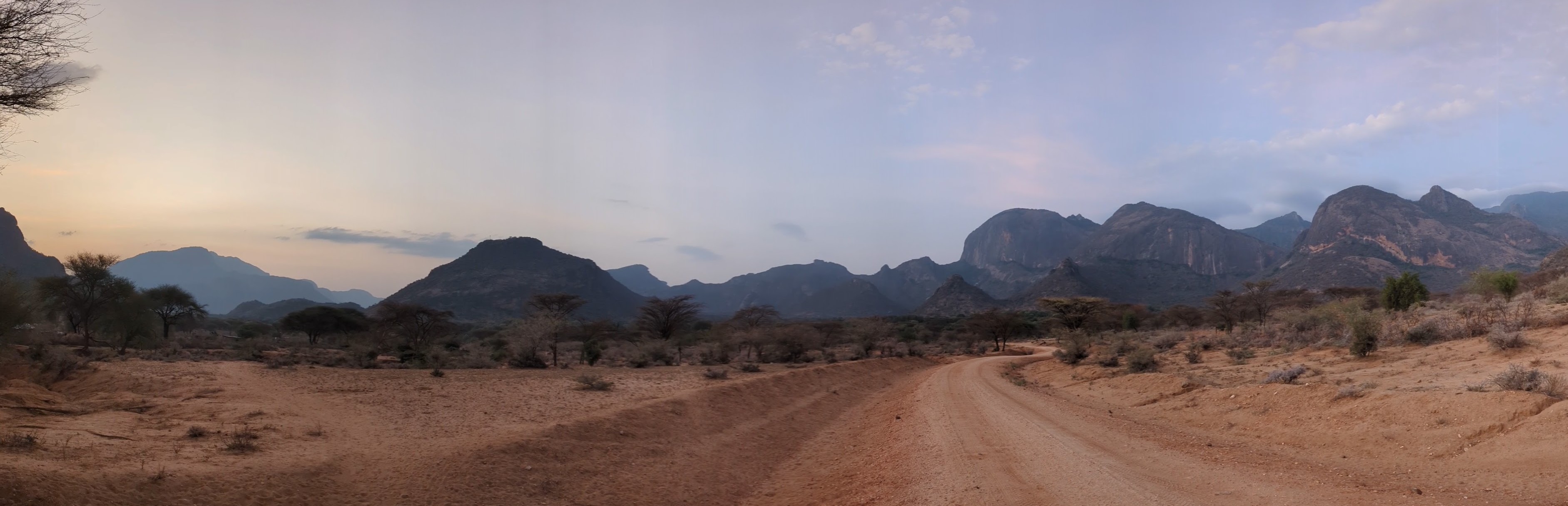 Landschaft bei Ngurunit im Norden Kenias
